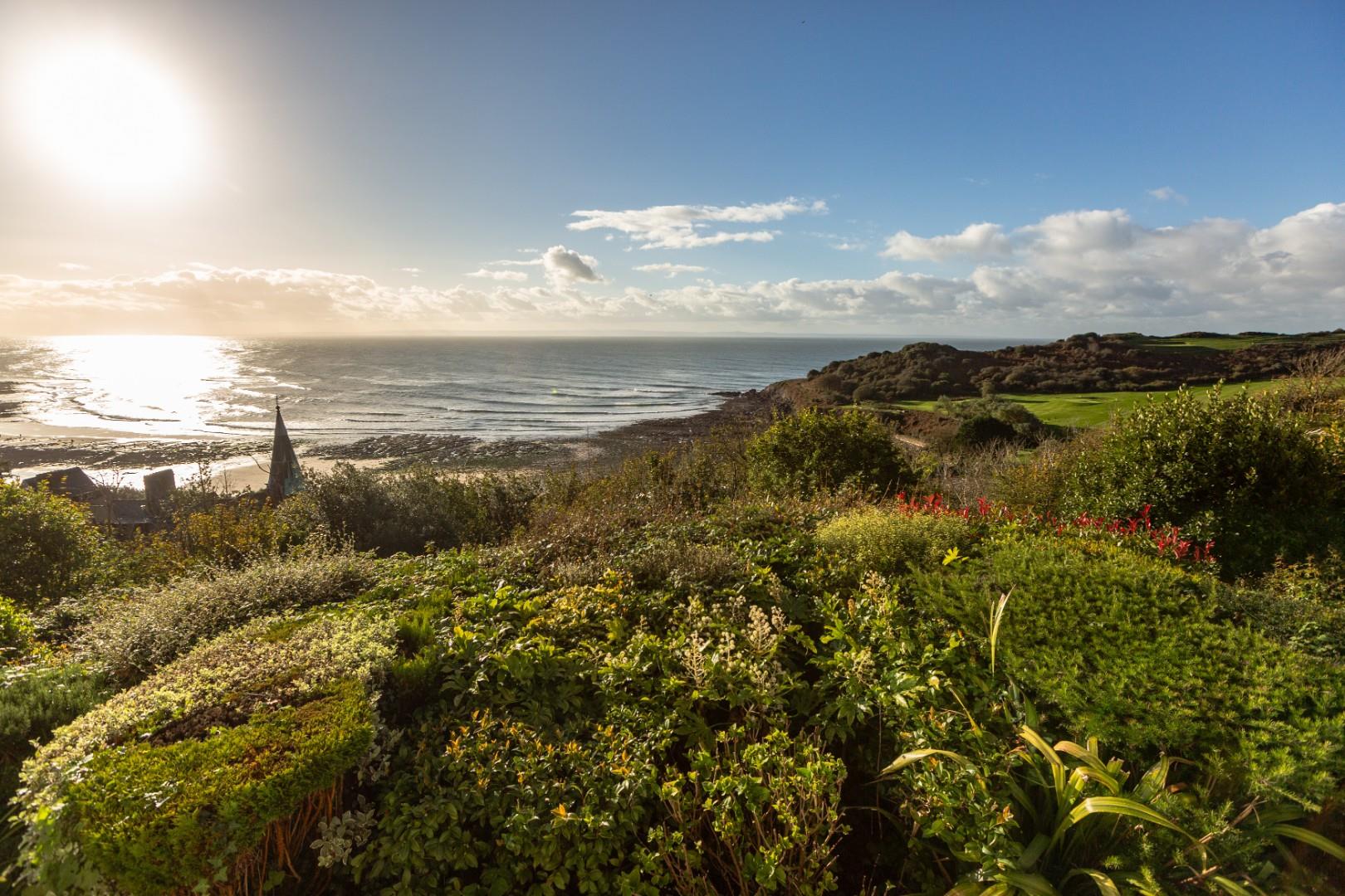 Woodridge court, Langland, Mumbles, Swansea, SA3 4TH